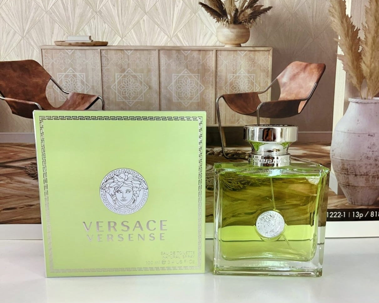 🟩 Versace Versense